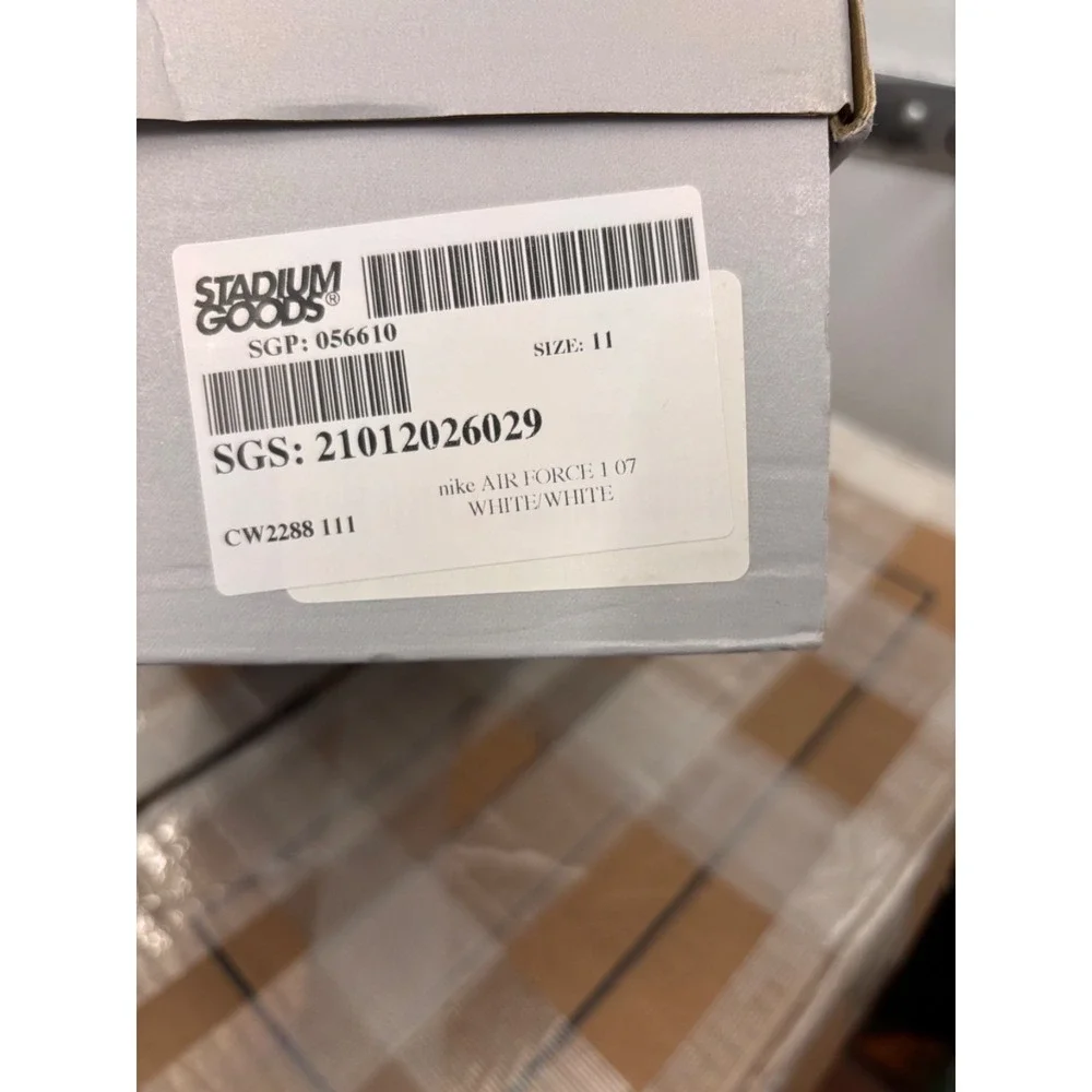 Nike Air Force 1 '07 Low Triple All White Size 11 Men's CW2288 111